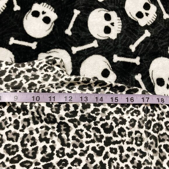 KAREN SCOTT Grey black leopard print mockneck top ~ LARGE XL 1X stretchy shirt - Picture 11 of 12